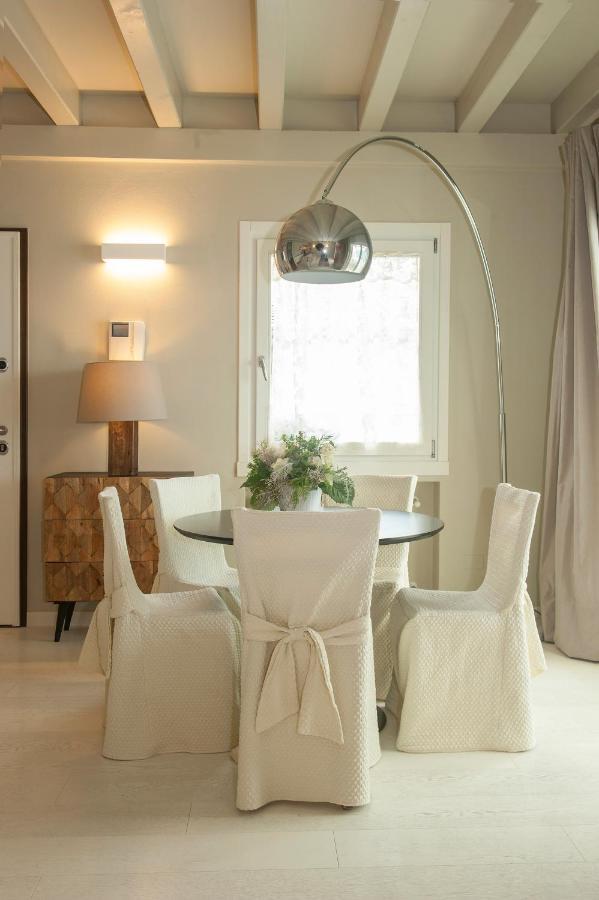 Lake View 49 Sale Marasino Kültér fotó